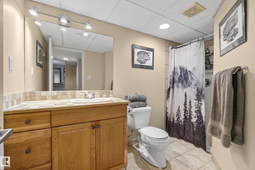 3203 49 Street, Beaumont, AB - Indoor Photo Showing Bathroom