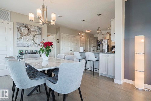 910 2755 109 Street, Edmonton, AB - Indoor Photo Showing Dining Room