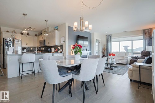 910 2755 109 Street, Edmonton, AB - Indoor