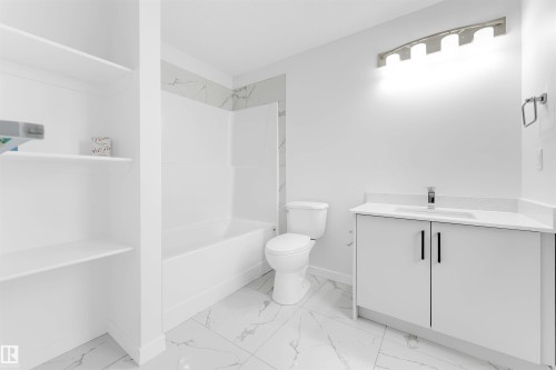 67 130 Element Dr, St. Albert, AB - Indoor Photo Showing Bathroom