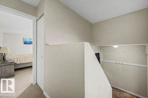 82 Erie Street S, Devon, AB - Indoor