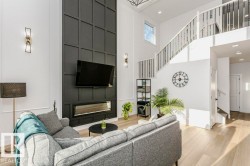 839 34 AV  Edmonton, AB T6T 1A4