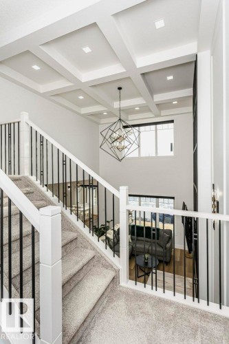 839 34 Av, Edmonton, AB - Indoor Photo Showing Other Room