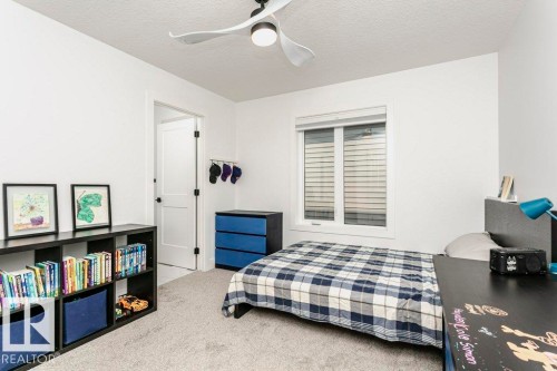 839 34 Av, Edmonton, AB - Indoor Photo Showing Bedroom
