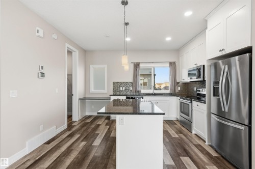 10 804 Welsh Drive, Edmonton, AB - Indoor Photo Showing Kitchen With Stainless Steel Kitchen With Upgraded Kitchen