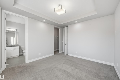 10 804 Welsh Drive, Edmonton, AB - Indoor Photo Showing Other Room