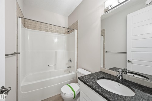 10 804 Welsh Drive, Edmonton, AB - Indoor Photo Showing Bathroom