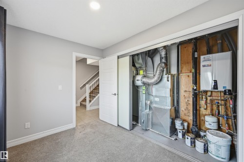 10 804 Welsh Drive, Edmonton, AB - Indoor