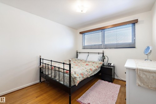 12832 134 Street, Edmonton, AB - Indoor Photo Showing Bedroom