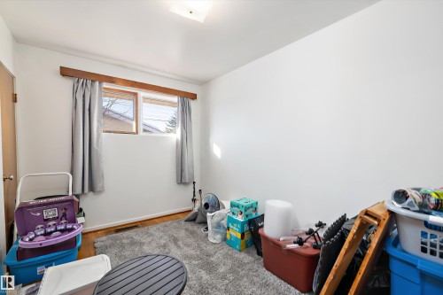 12832 134 Street, Edmonton, AB - Indoor