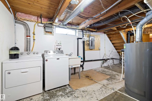 12832 134 Street, Edmonton, AB - Indoor Photo Showing Laundry Room