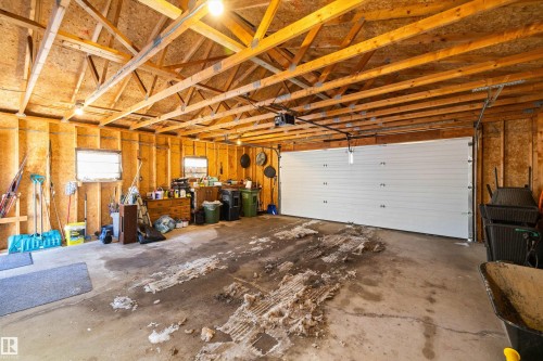 12832 134 Street, Edmonton, AB - Indoor Photo Showing Garage