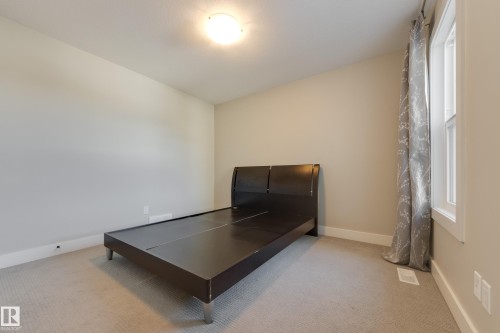 7473 Colonel Mewburn Road, Edmonton, AB - Indoor Photo Showing Other Room