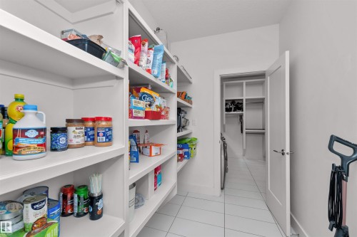 2009 Blue Jay Crest, Edmonton, AB - Indoor With Storage