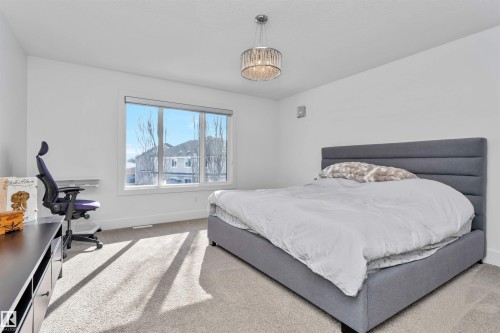 2009 Blue Jay Crest, Edmonton, AB - Indoor Photo Showing Bedroom