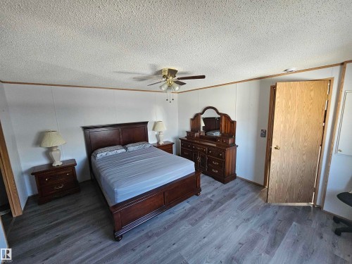 94 4819 51 Ave, Millet, AB - Indoor Photo Showing Bedroom