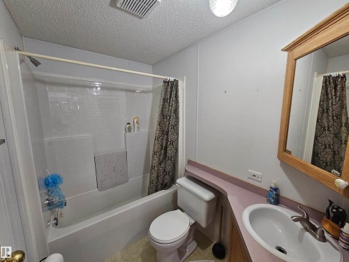94 4819 51 Ave, Millet, AB - Indoor Photo Showing Bathroom