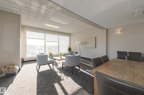 306 12121 Jasper Avenue, Edmonton, AB - Indoor Photo Showing Other Room