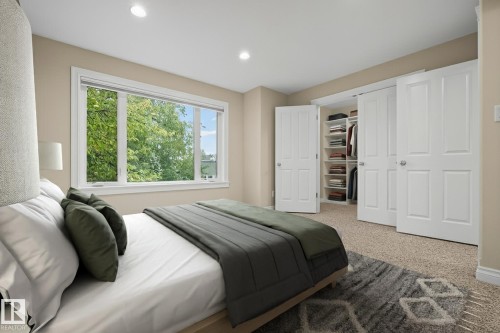 11106 76 Avenue, Edmonton, AB - Indoor Photo Showing Bedroom