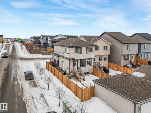 SEPARATE SIDE ENTRANCE - 1404 Podersky Link, Edmonton, AB - Outdoor