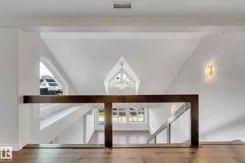 308 9603 98 Avenue, Edmonton, AB - Indoor Photo Showing Other Room