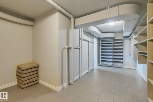 308 9603 98 Avenue, Edmonton, AB - Indoor Photo Showing Other Room