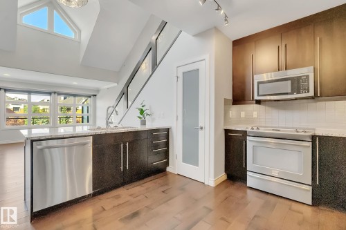 308 9603 98 Avenue, Edmonton, AB - Indoor Photo Showing Kitchen