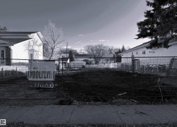 9723 152 Street NW  Edmonton, AB T5P 1W9