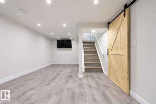 11208 66 Street, Edmonton, AB - Indoor Photo Showing Other Room