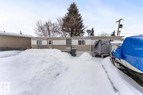 #1 5612 53 Avenue, Cold Lake, AB - Outdoor