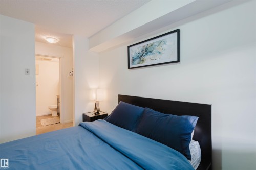 313 5816 Mullen Place, Edmonton, AB - Indoor Photo Showing Bedroom