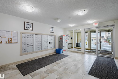 313 5816 Mullen Place, Edmonton, AB - Indoor Photo Showing Other Room