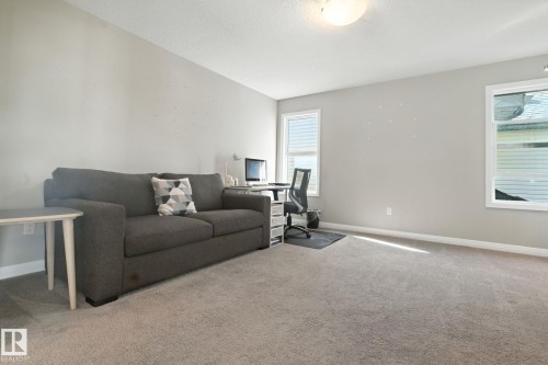 Edmonton, AB - Indoor Photo Showing Living Room