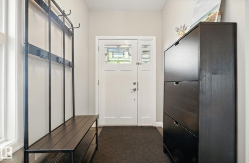 Edmonton, AB - Indoor Photo Showing Other Room