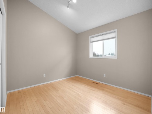 3576 Mclean Crescent, Edmonton, AB - Indoor Photo Showing Other Room