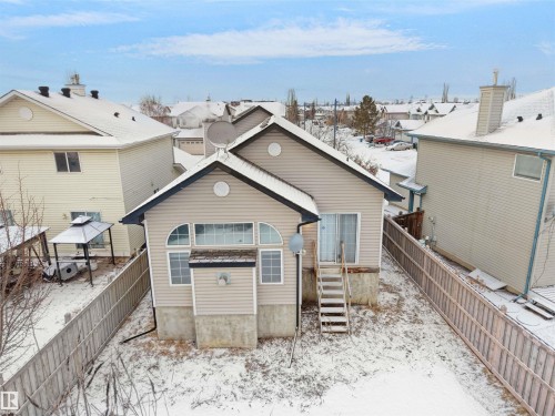 3576 Mclean Crescent, Edmonton, AB - Outdoor