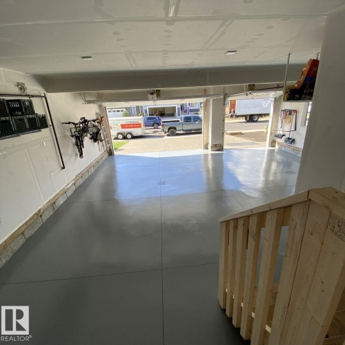 4470 Suzanna Crescent, Edmonton, AB - Indoor
