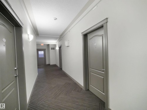 306 111 Edwards Drive, Edmonton, AB - Indoor Photo Showing Other Room