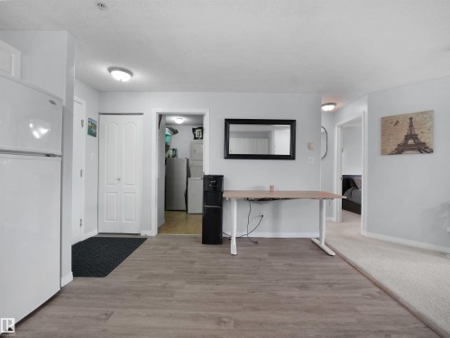 306 111 Edwards Drive, Edmonton, AB - Indoor Photo Showing Other Room