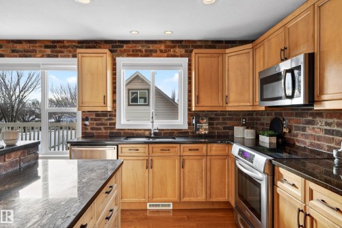 1904 Towne Centre Boulevard, Edmonton, AB - Indoor Photo Showing Kitchen With Double Sink