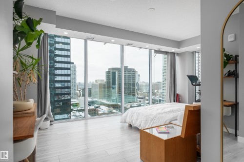 1700 10180 103 Street, Edmonton, AB - Indoor Photo Showing Bedroom