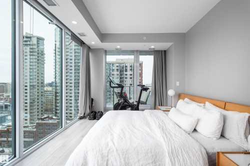 1700 10180 103 Street, Edmonton, AB - Indoor Photo Showing Bedroom
