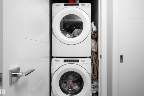 1700 10180 103 Street, Edmonton, AB - Indoor Photo Showing Laundry Room