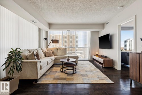 703 10046 117 Street, Edmonton, AB - Indoor Photo Showing Living Room