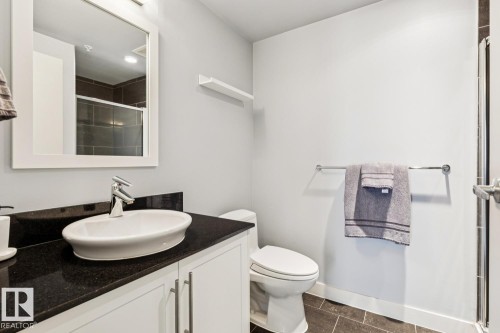 703 10046 117 Street, Edmonton, AB - Indoor Photo Showing Bathroom