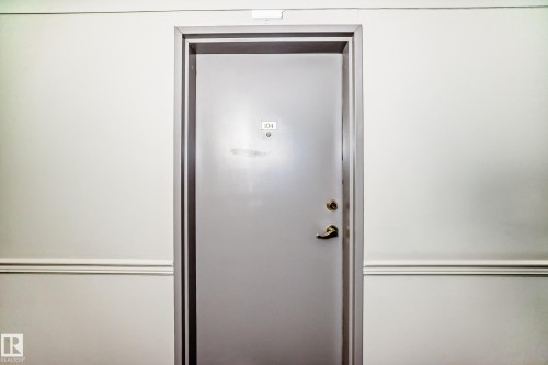 104 11455 41 Avenue, Edmonton, AB - Indoor Photo Showing Other Room