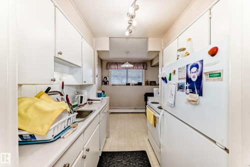 104 11455 41 Avenue, Edmonton, AB - Indoor Photo Showing Kitchen