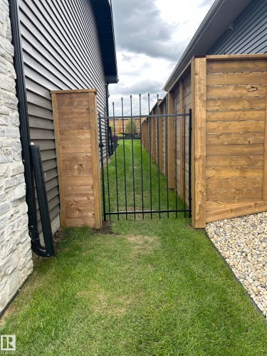 10 Redwing Wynd, St. Albert, AB - Outdoor With Exterior