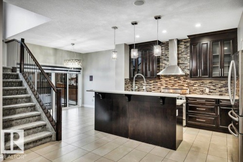 2228 22 Street, Edmonton, AB - Indoor Photo Showing Kitchen With Upgraded Kitchen