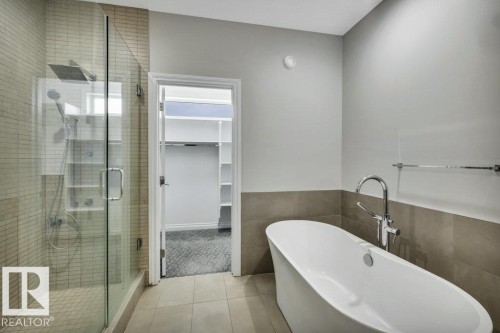 2228 22 Street, Edmonton, AB - Indoor Photo Showing Bathroom